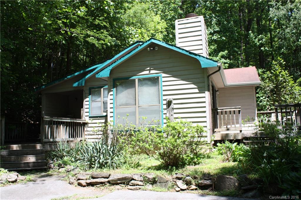 1586 Skyuka Mountain Road Columbus NC 28722