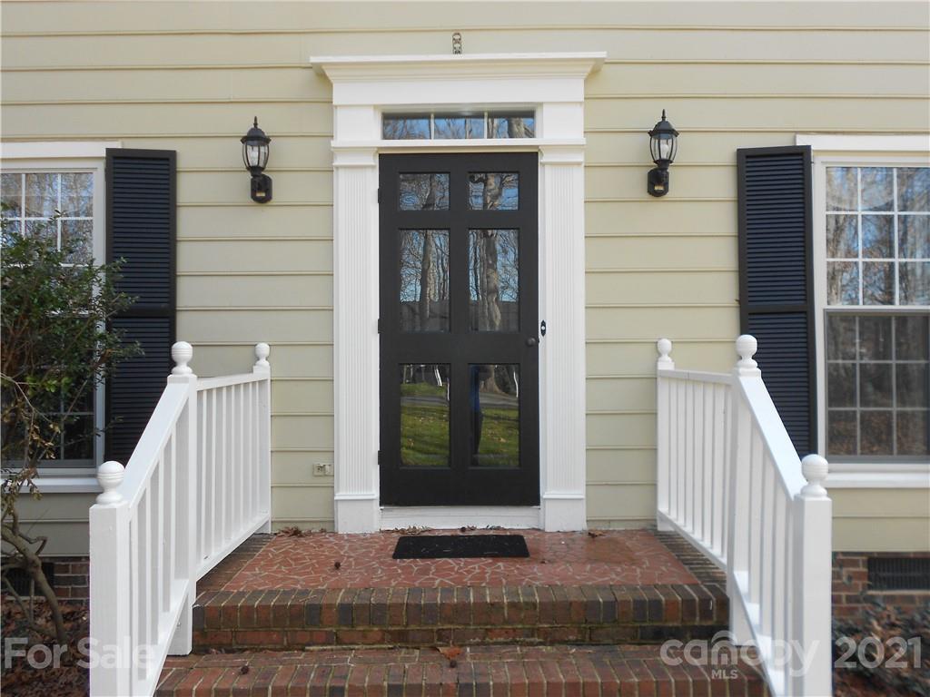 4914 Linden Forest Lane Charlotte NC 28270