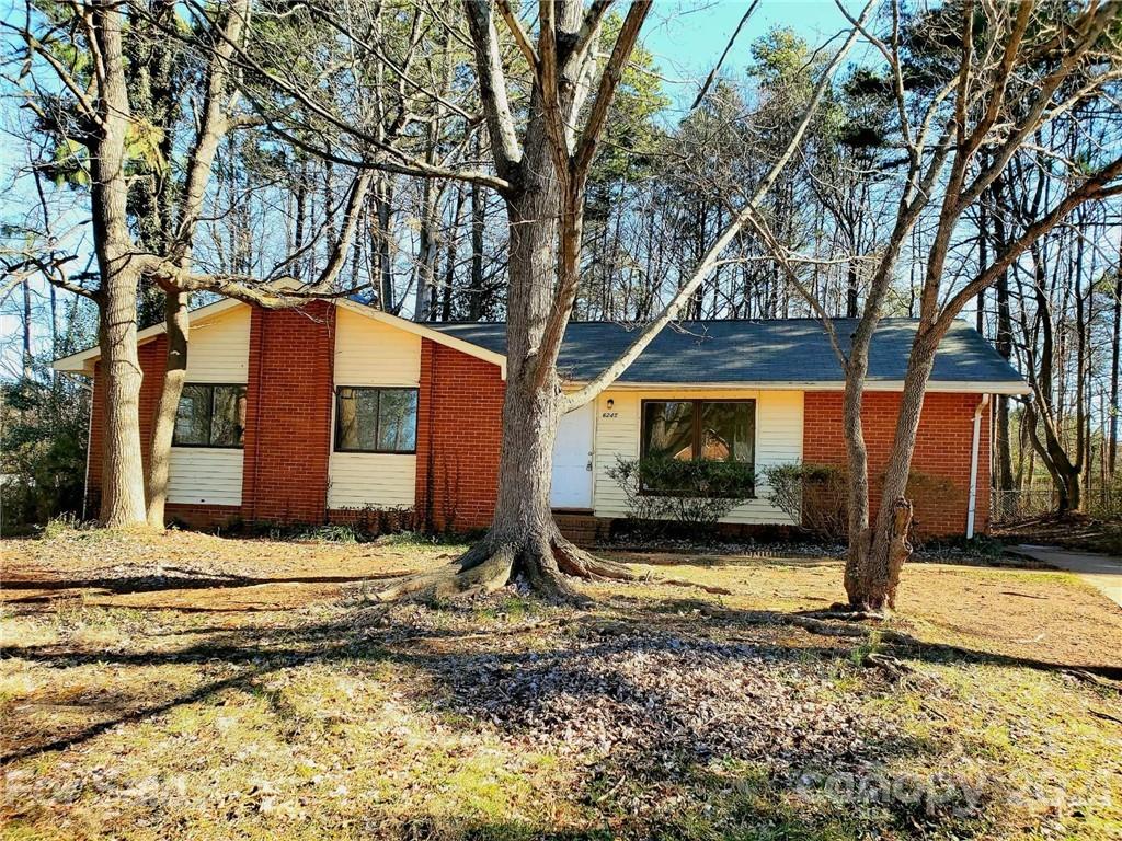 6245 Snowcrest Court Charlotte NC 28212
