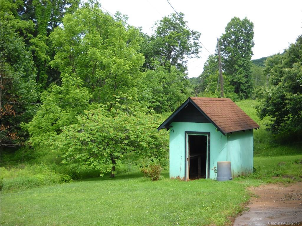 8 Smith Allen Trail Candler NC 28715