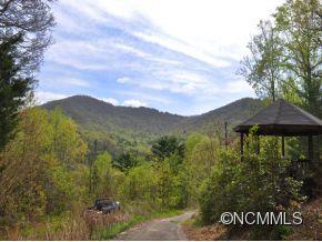 85 Three Oaks Drive Asheville NC 28804