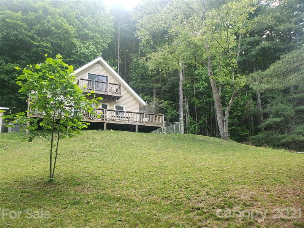 128 Rome Beauty Road Waynesville NC 28785