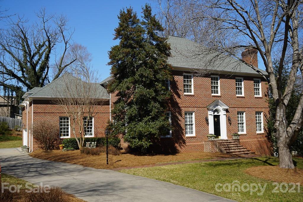 570 20th Avenue Court NW Hickory NC 28601