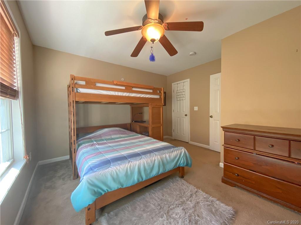 19 Oakcrest Place Asheville NC 28806