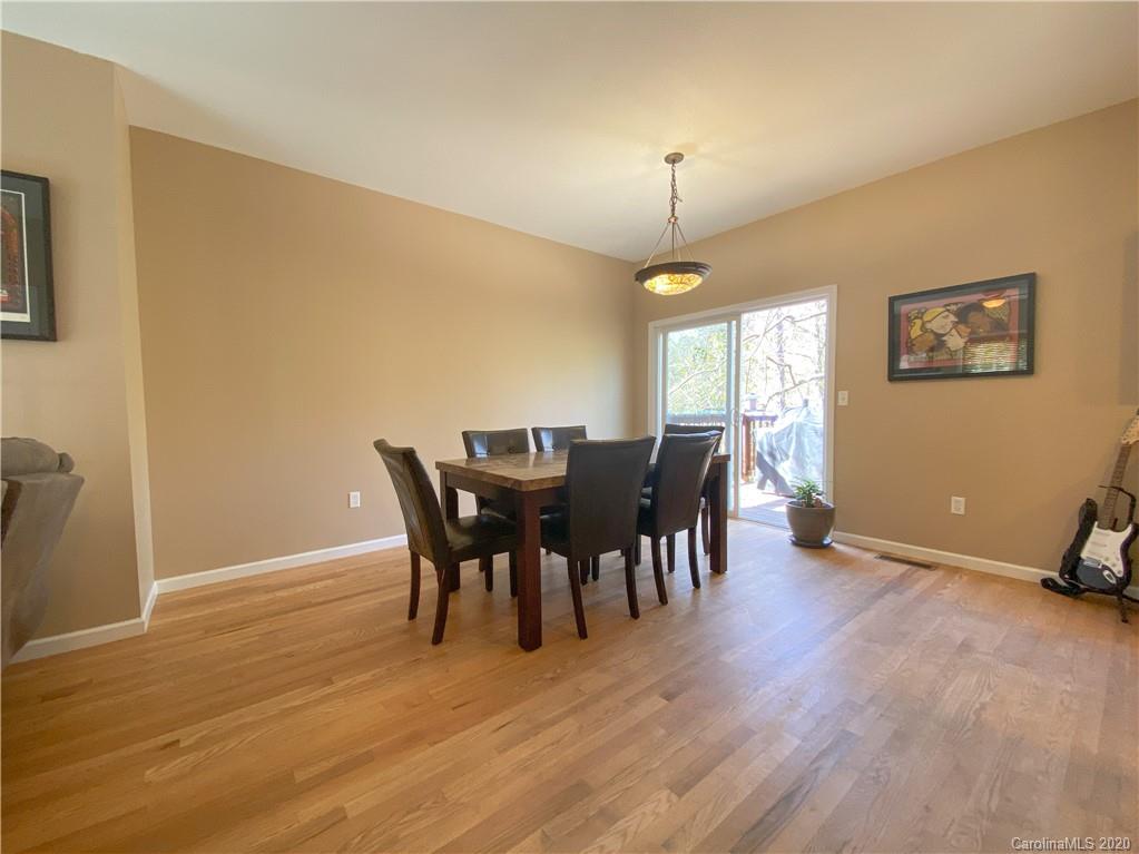 19 Oakcrest Place Asheville NC 28806