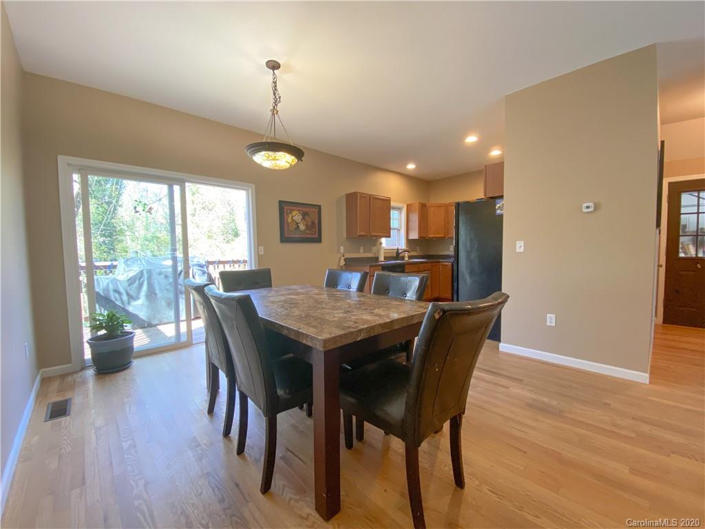 19 Oakcrest Place Asheville NC 28806