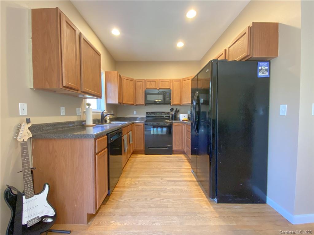 19 Oakcrest Place Asheville NC 28806