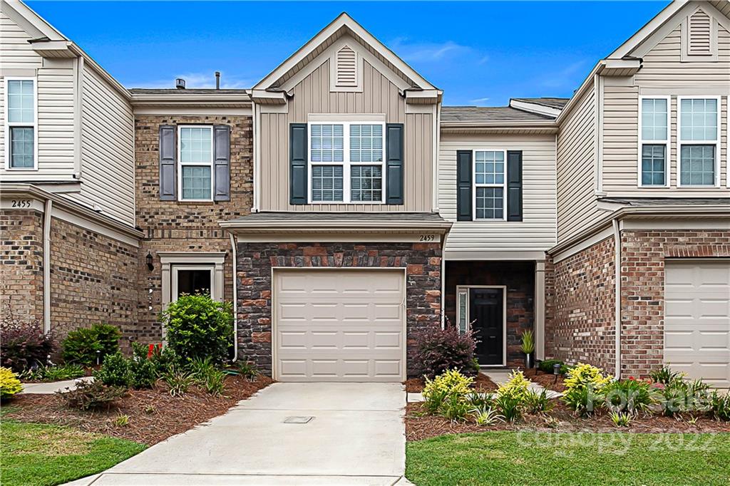 2459 Diplomat Lane Charlotte NC 28210
