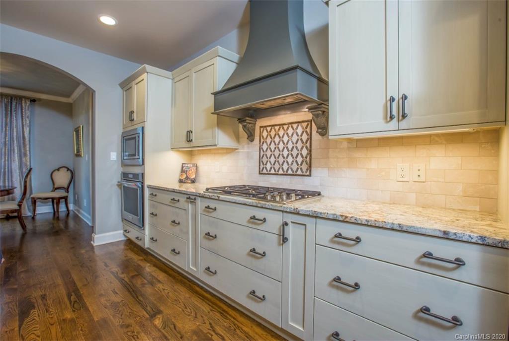 35 Chantilly Drive Asheville NC 28804