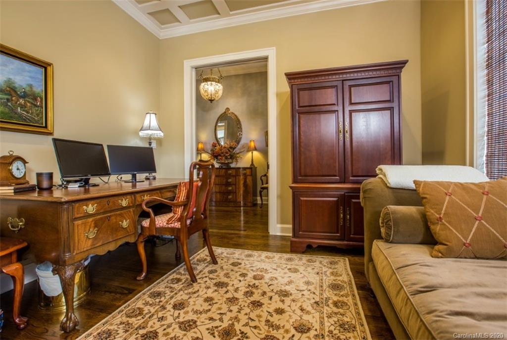 35 Chantilly Drive Asheville NC 28804