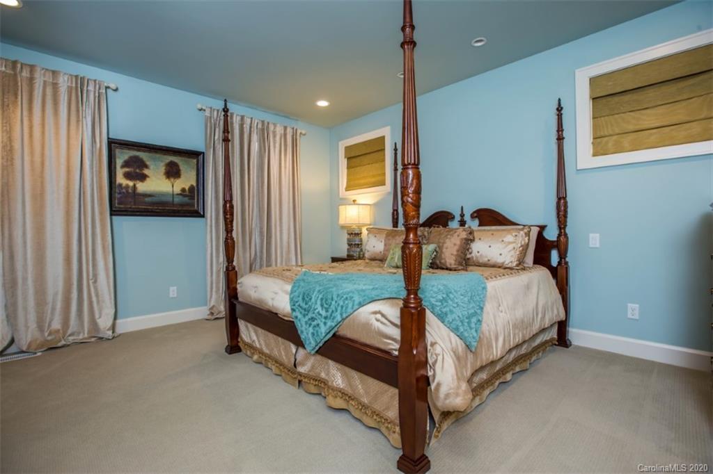 35 Chantilly Drive Asheville NC 28804