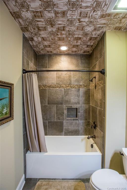35 Chantilly Drive Asheville NC 28804