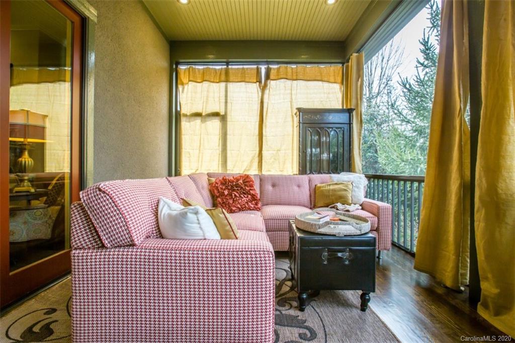 35 Chantilly Drive Asheville NC 28804
