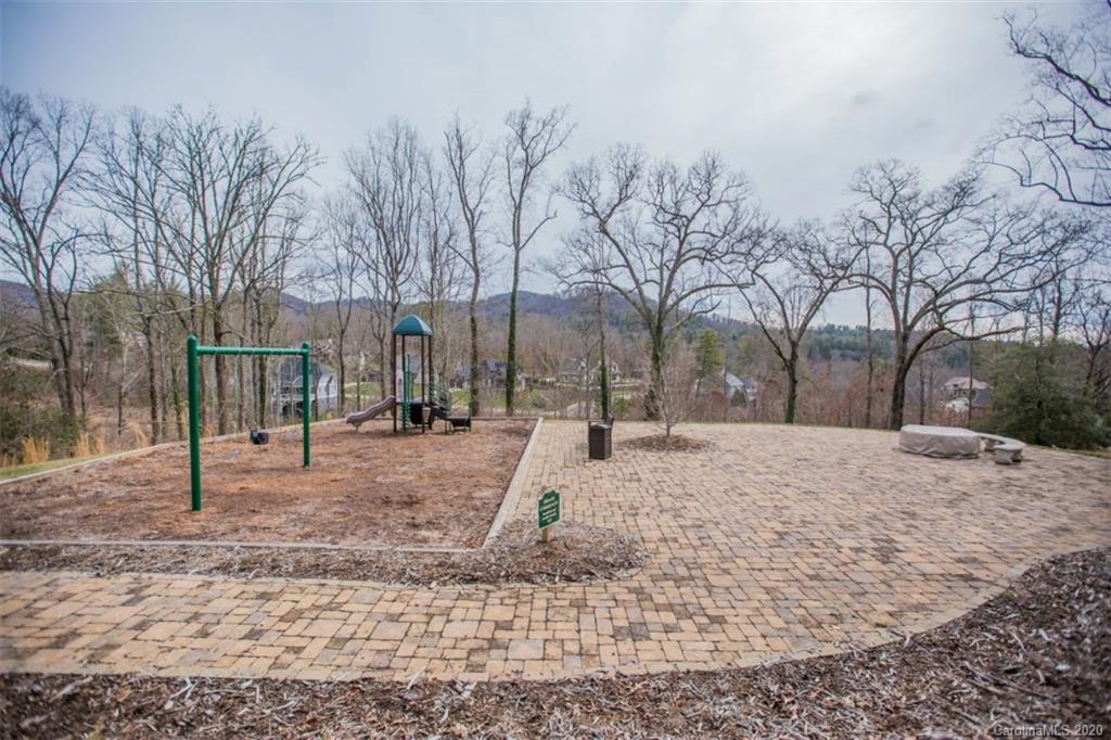 35 Chantilly Drive Asheville NC 28804