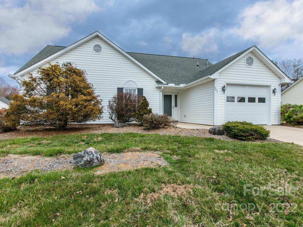 903 Woodhill Drive Fletcher NC 28732