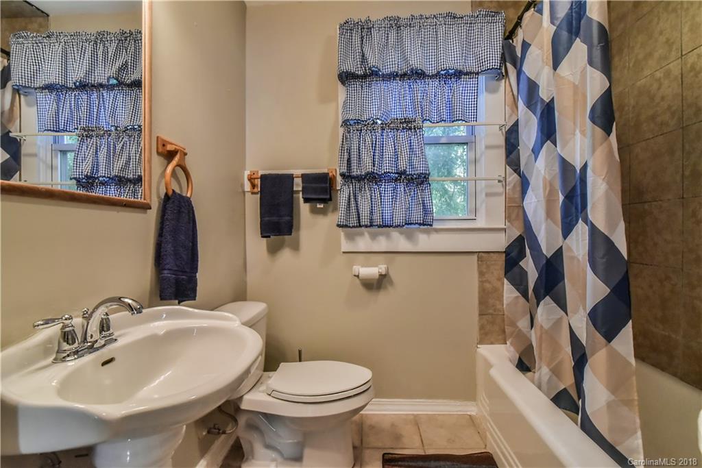 165 Delaware Place Asheville NC 28806