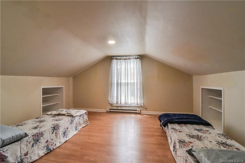 165 Delaware Place Asheville NC 28806