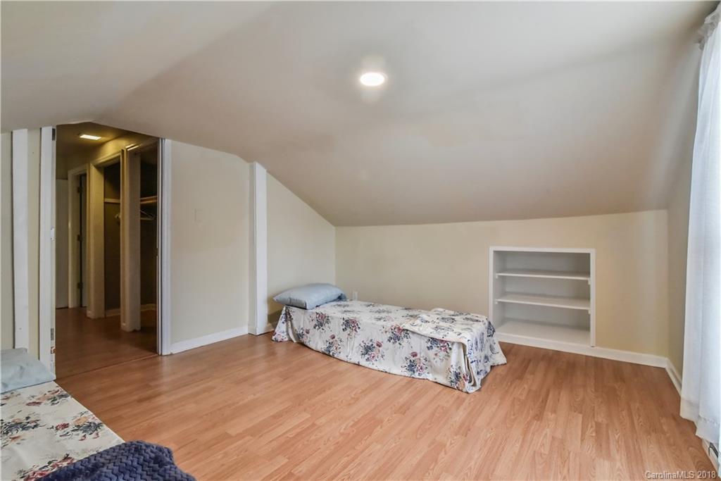 165 Delaware Place Asheville NC 28806