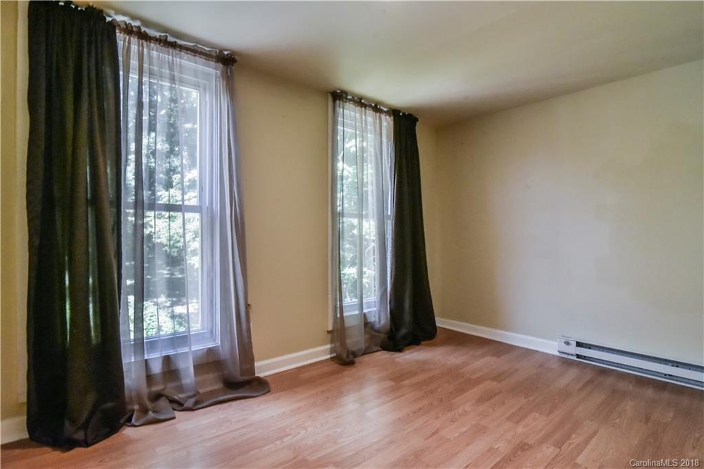 165 Delaware Place Asheville NC 28806
