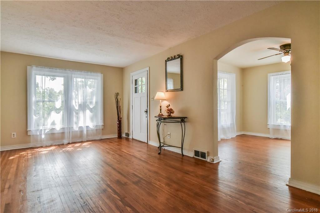 165 Delaware Place Asheville NC 28806