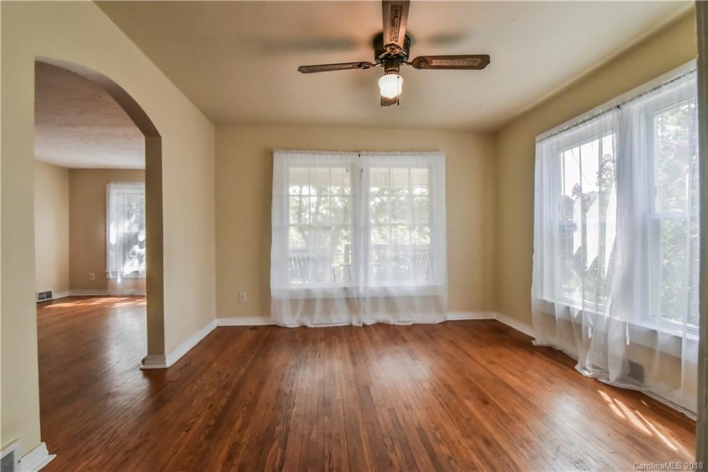165 Delaware Place Asheville NC 28806
