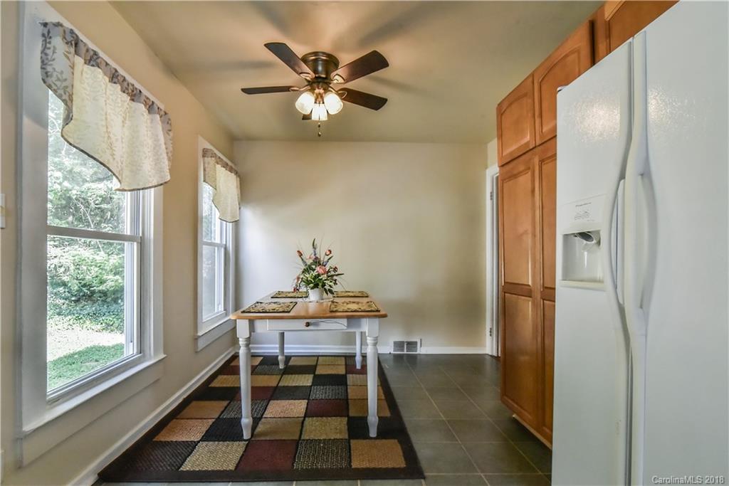 165 Delaware Place Asheville NC 28806