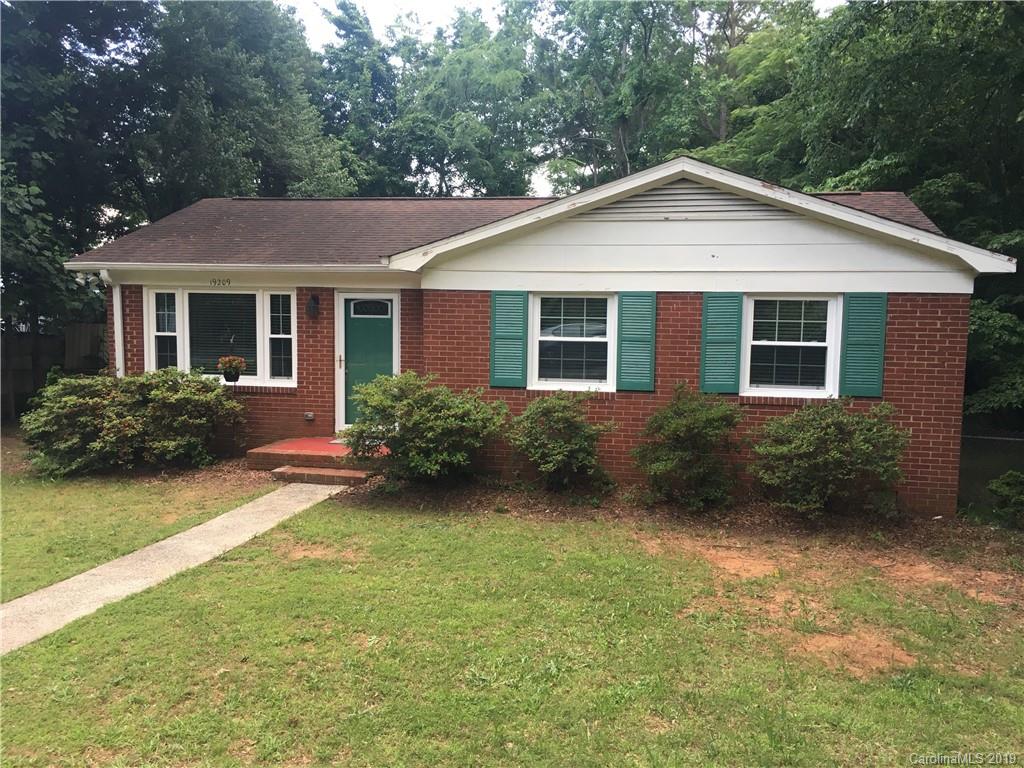 19209 Carter Circle Cornelius NC 28031