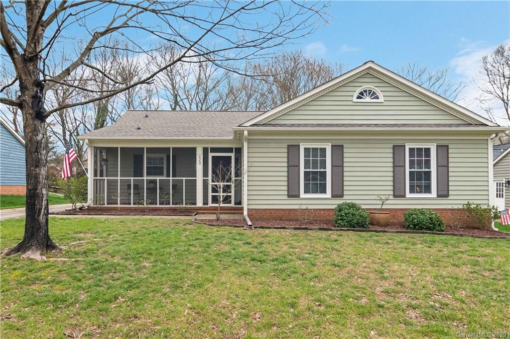 623 Heathermoor Court Charlotte NC 28209