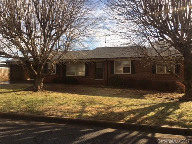 906 Thomas Street Statesville NC 28677