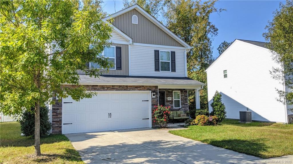 1827 Carpenter Cabin Drive Charlotte NC 28216