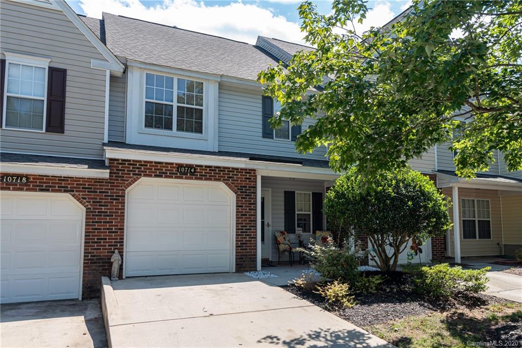 10714 Sleigh Bell Lane Charlotte NC 28216