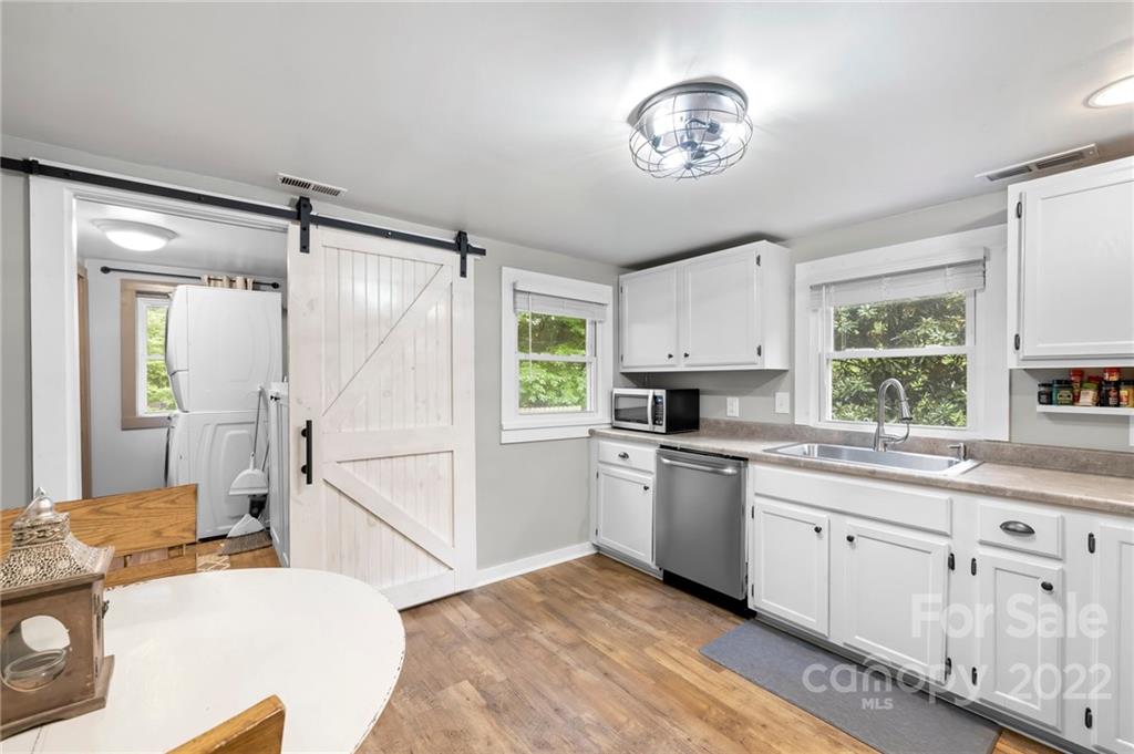 185 Appalachian Way Asheville NC 28806