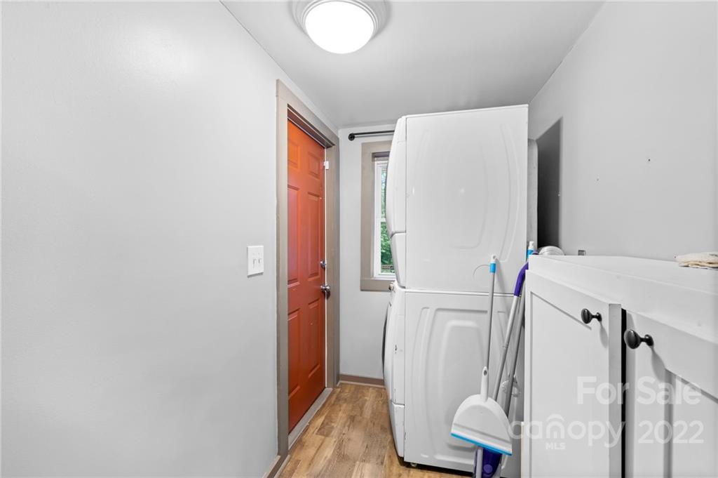 185 Appalachian Way Asheville NC 28806