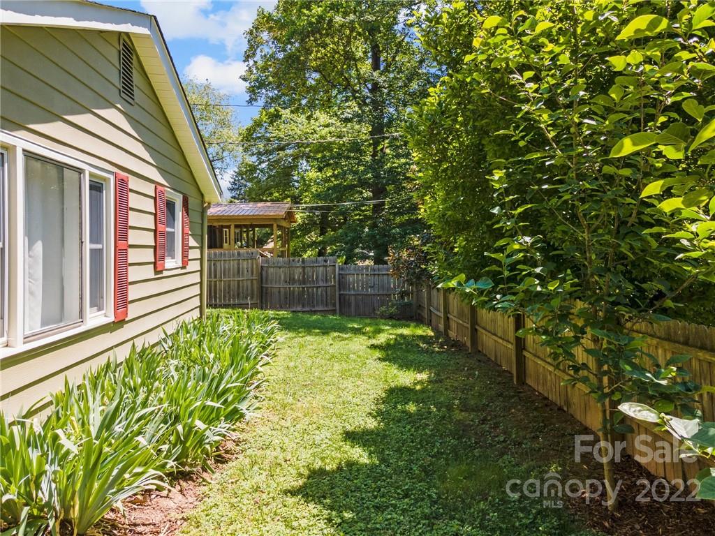 185 Appalachian Way Asheville NC 28806