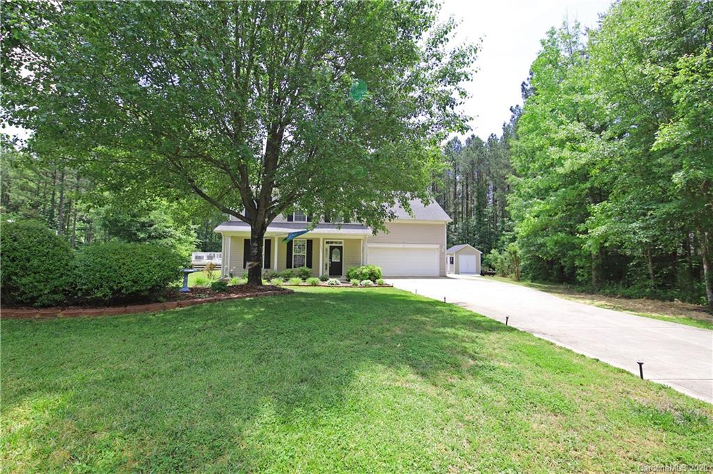 1507 Woodbend Court Stanley NC 28164