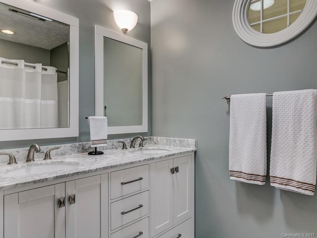 24 Rhododendron Place Asheville NC 28805
