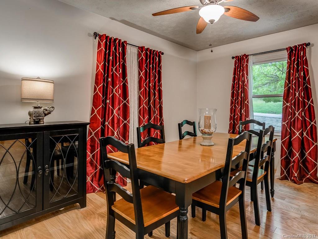 24 Rhododendron Place Asheville NC 28805