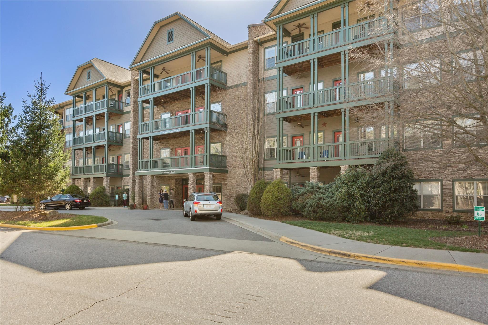 9 Kenilworth Knoll Asheville NC 28805