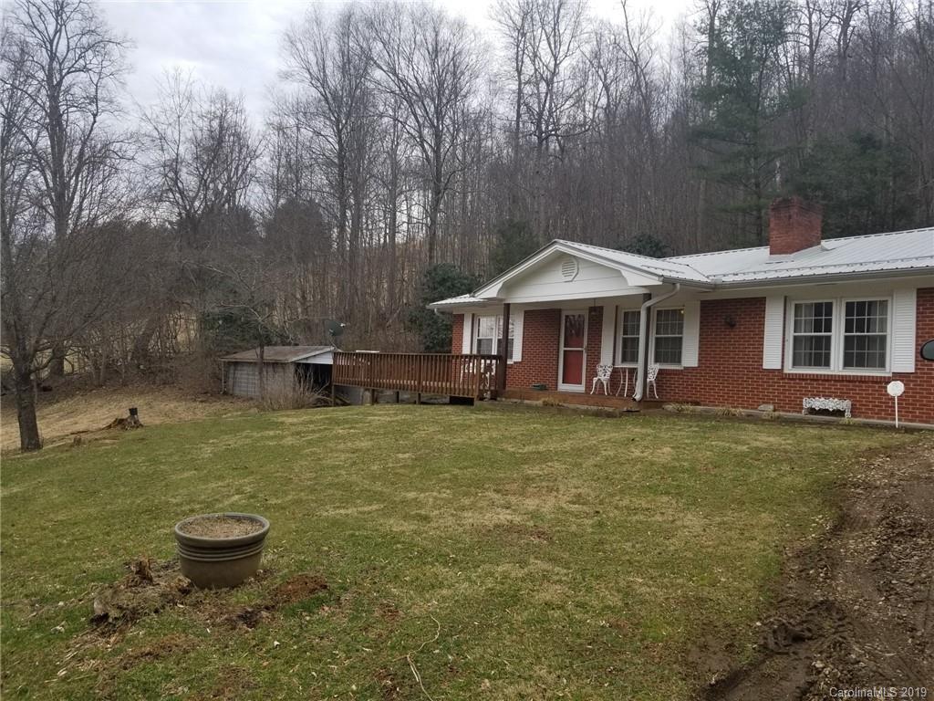 65 Ginger Lane Burnsville NC 28714
