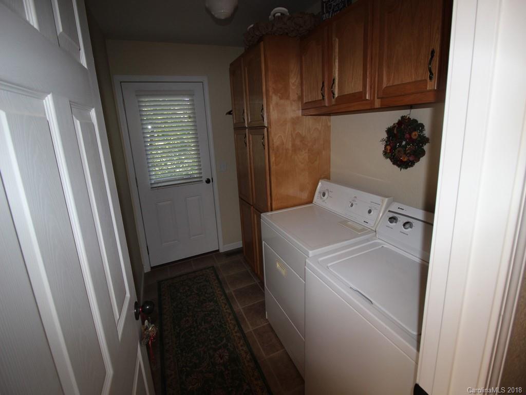 57 South Pinnacle Drive Burnsville NC 28714
