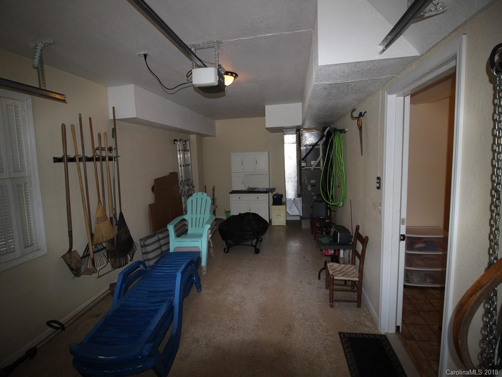 57 South Pinnacle Drive Burnsville NC 28714