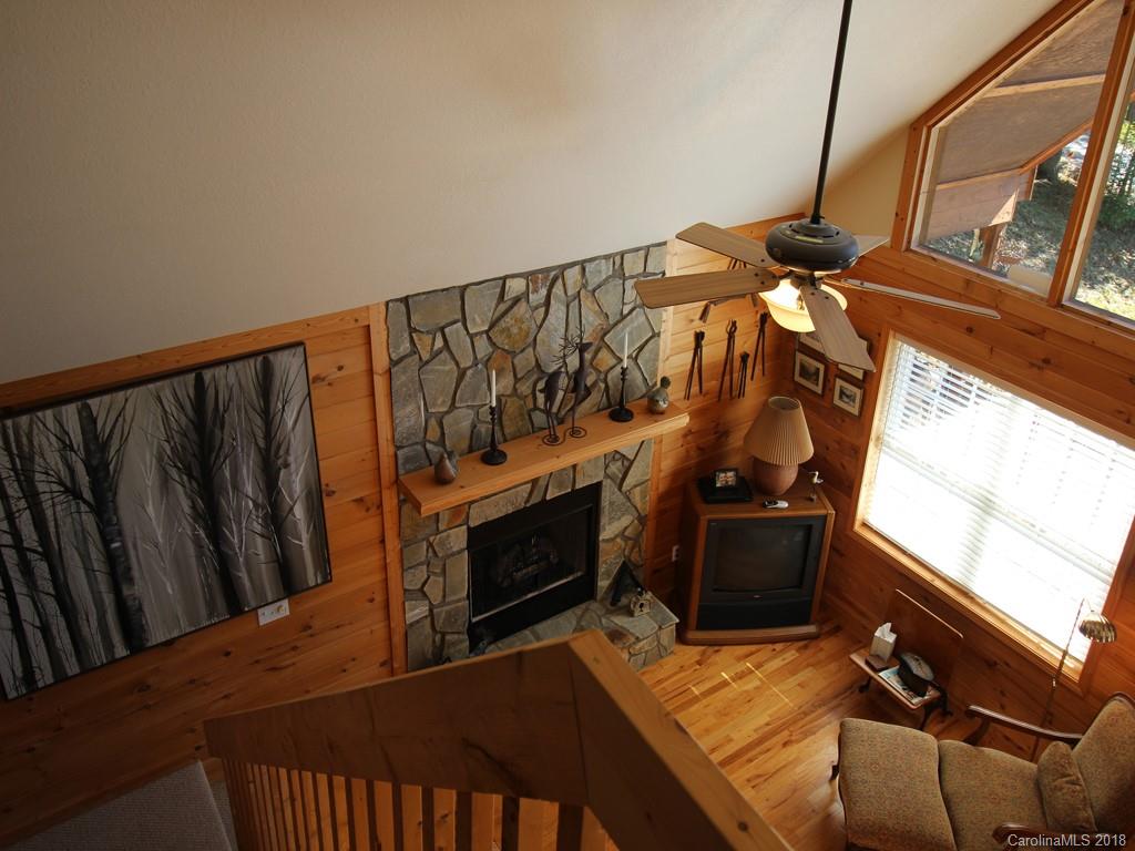 57 South Pinnacle Drive Burnsville NC 28714