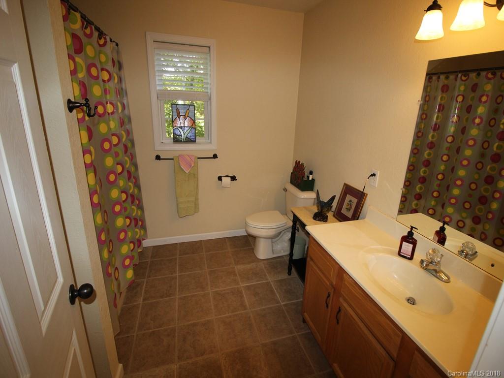 57 South Pinnacle Drive Burnsville NC 28714