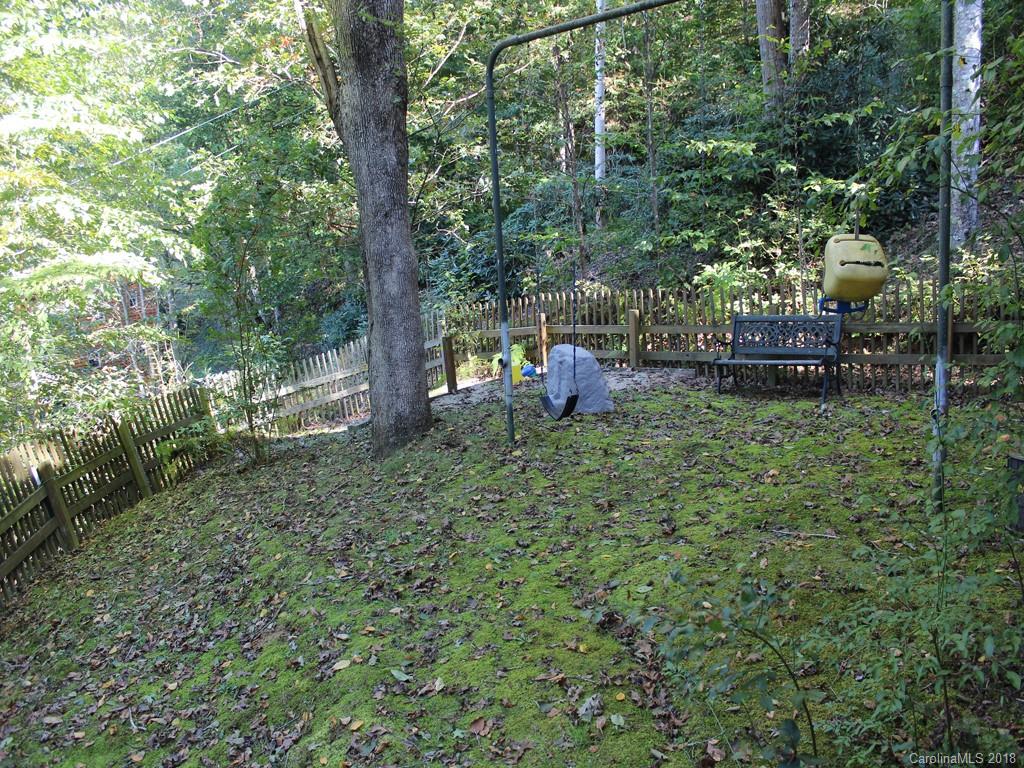 57 South Pinnacle Drive Burnsville NC 28714
