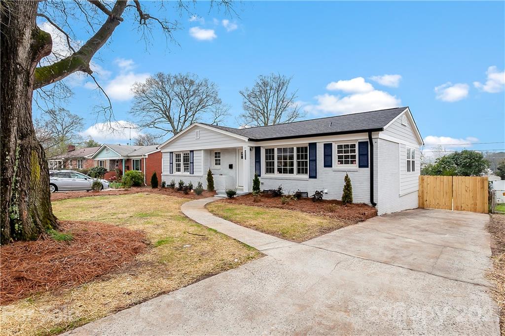 4838 Holbrook Drive Charlotte NC 28212