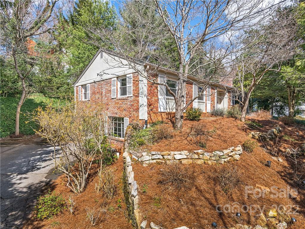 56 Mount Vernon Place Asheville NC 28804