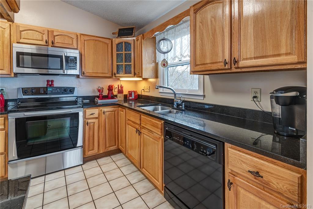 19 Pine Ridge Trail Arden NC 28704