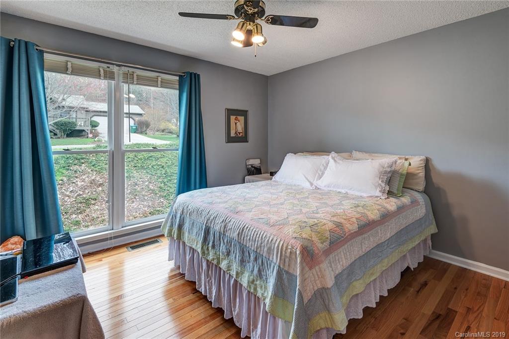 19 Pine Ridge Trail Arden NC 28704