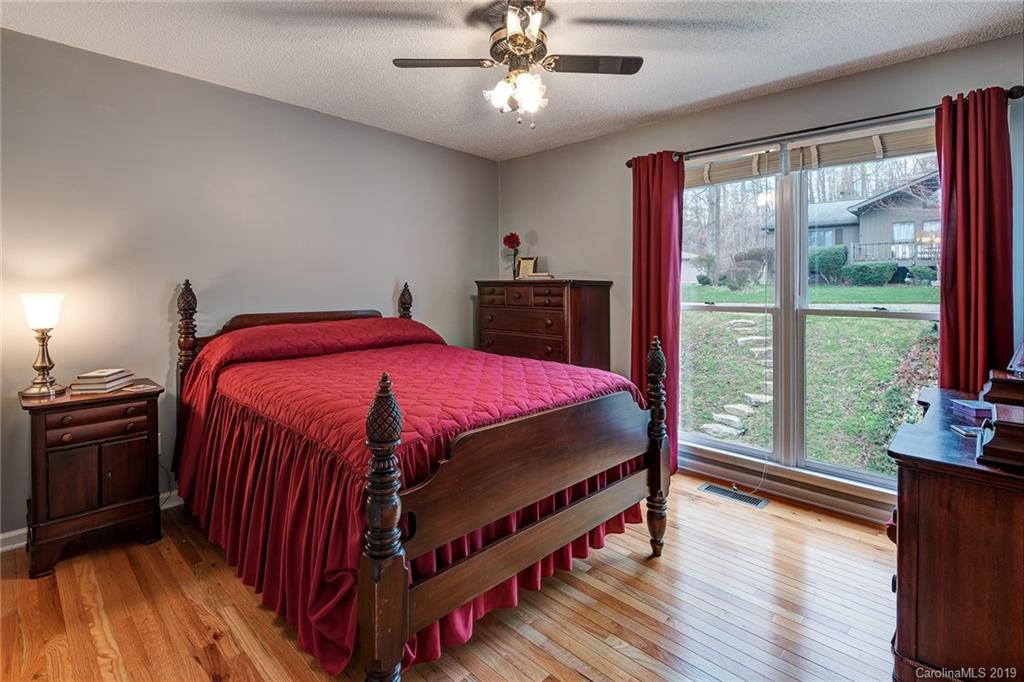 19 Pine Ridge Trail Arden NC 28704