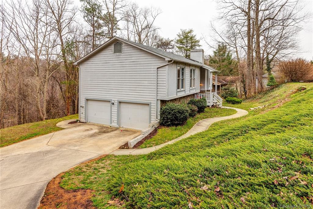 19 Pine Ridge Trail Arden NC 28704